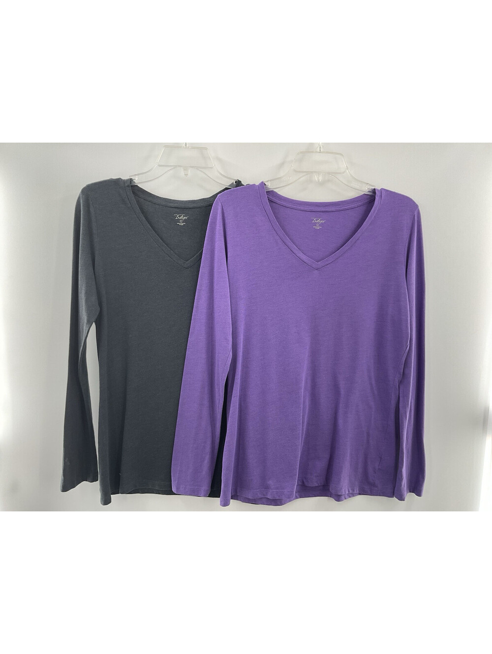 Indigo long sleeve V-neck T-shirts SET OF TWO Women’s Gray Purple 088